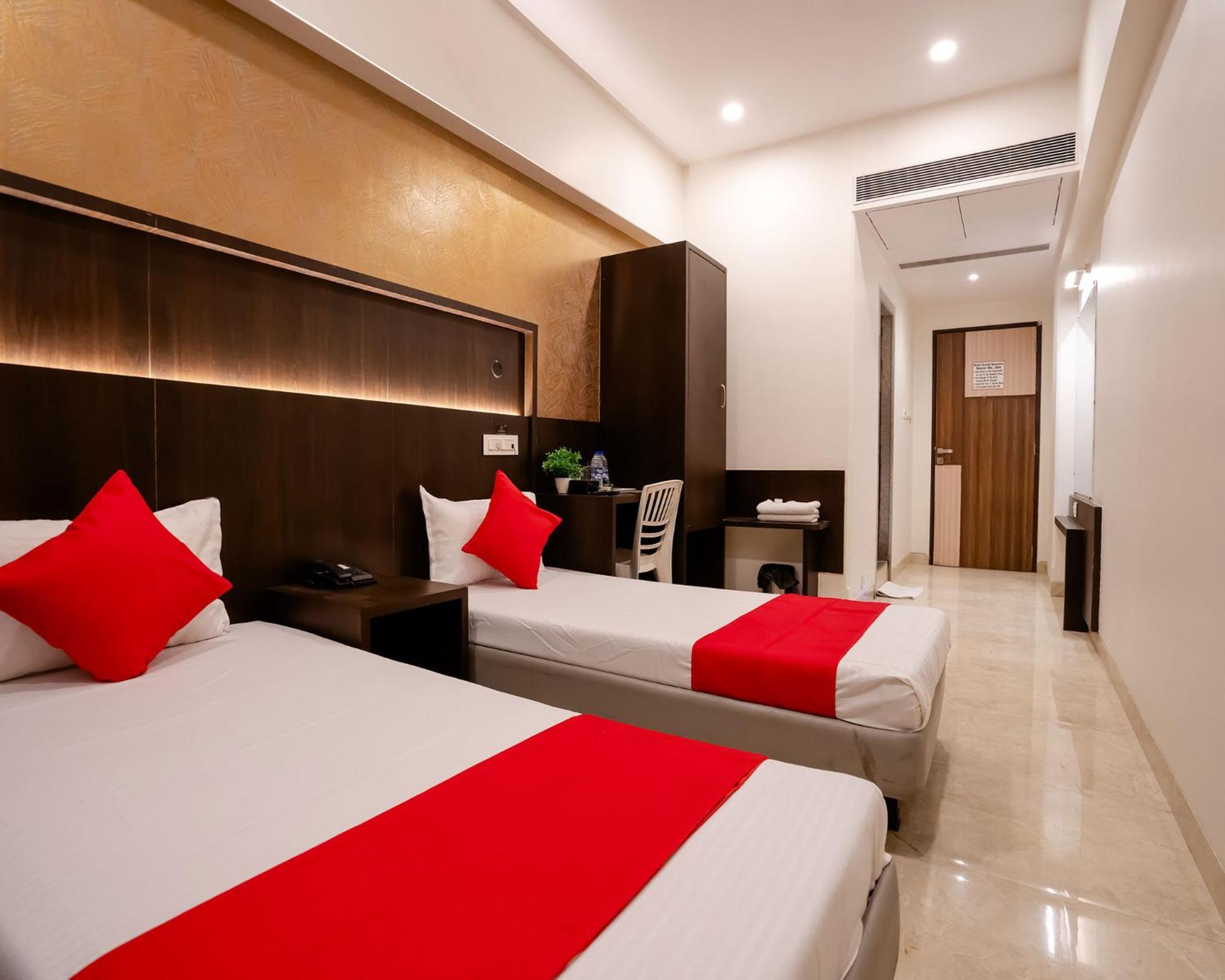 Hotel Grand Seasons- นาวีมุมไบ ภายนอก รูปภาพ